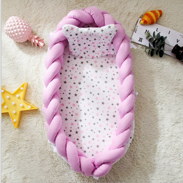 Portable cotton crib