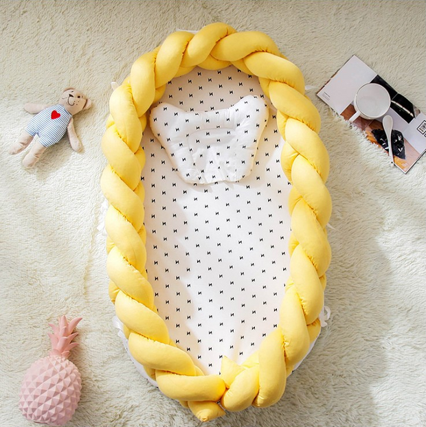 Portable cotton crib