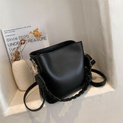 Fashion Retro One-shoulder Crossbody Underarm Bucket Bag