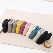 Breathable And Comfortable Mid-calf Floor Socks