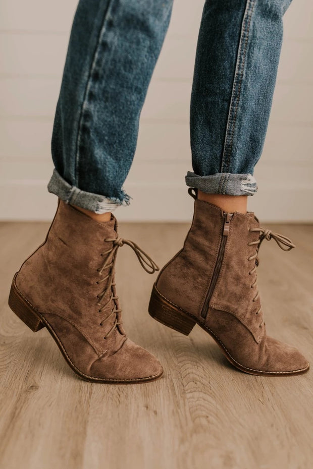 Autumn And Winter New Casual Low Square Heel Female Boots Low Martin Boots